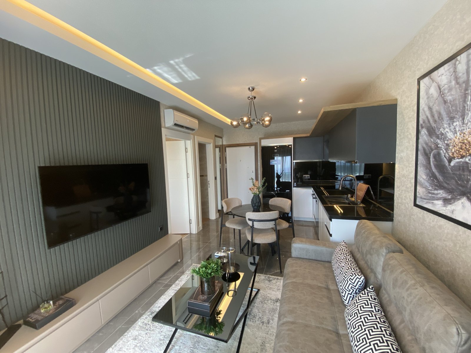 Modernes Wohnen in Avsallar mit Strandnähe, Pool und Wellnesskomfort