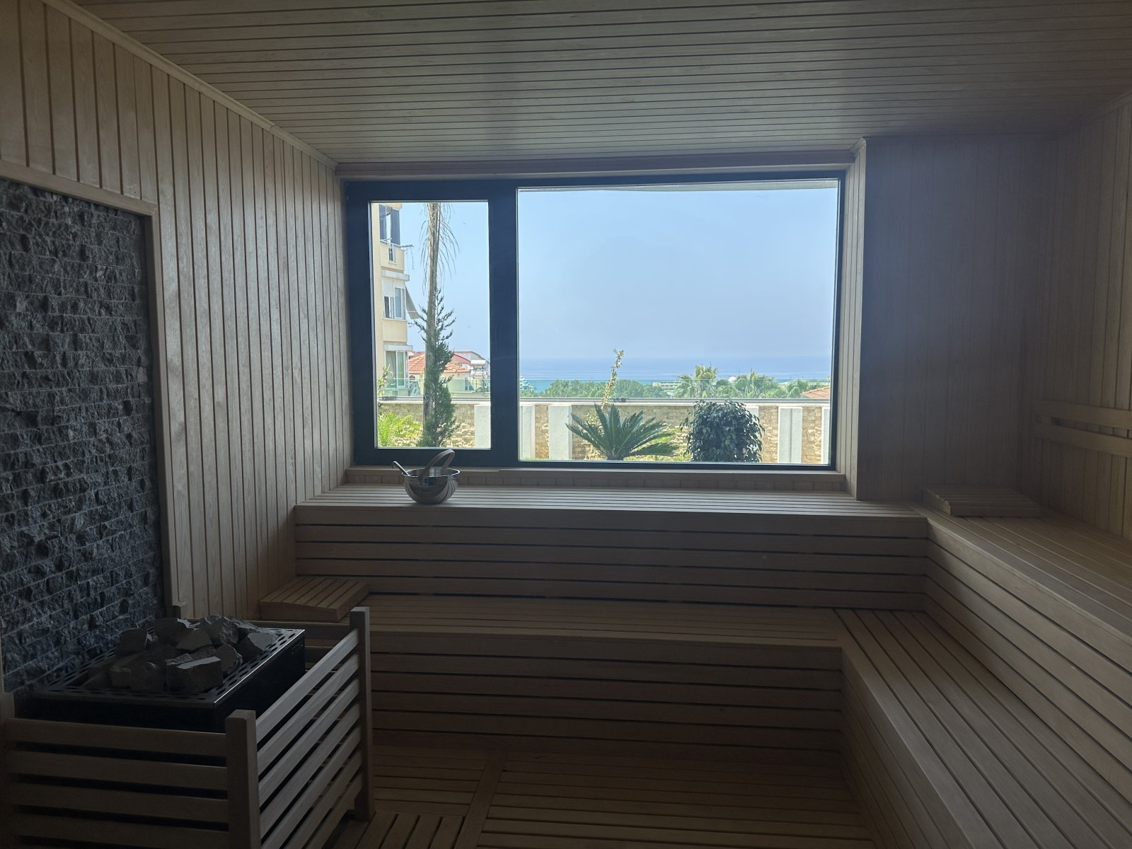 Modernes Wohnen in Avsallar mit Strandnähe, Pool und Wellnesskomfort