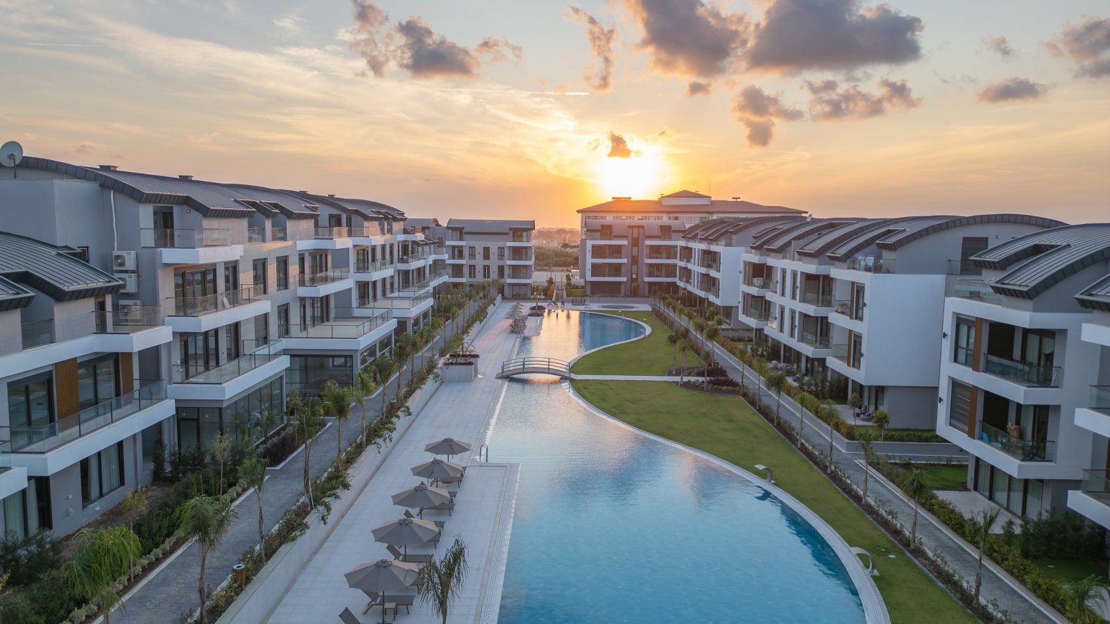 Sunset Park Side in Side Ilica: Modernes Wohnen mit Urlaubsgefühl nahe dem Meer