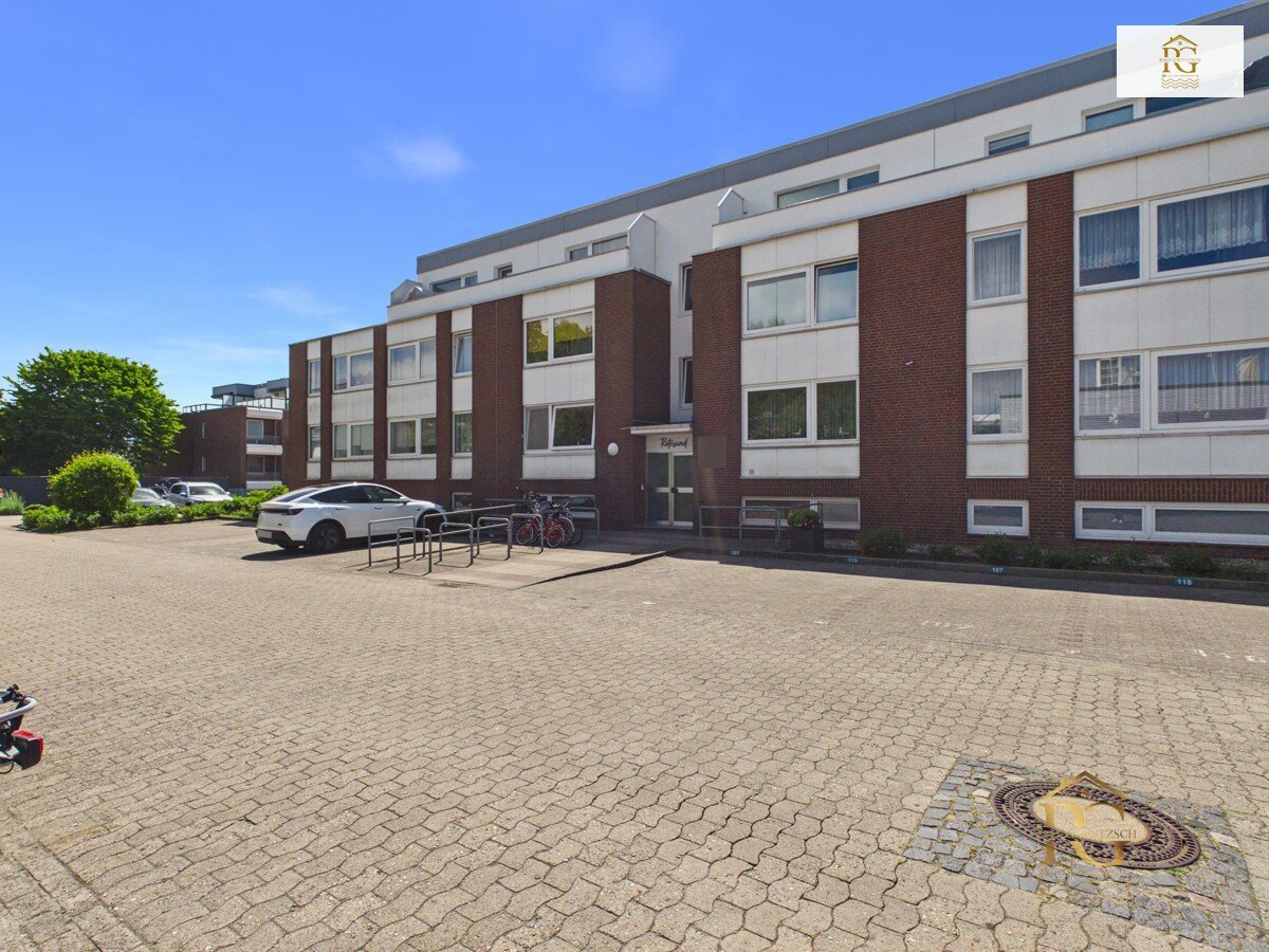 Moderne Eigentumswohnung/Ferienwohnung in TOP Lage im Nordseebad Cuxhaven-Duhnen mit Schwimmbad/Sauna/Parkplatz/möbiliert